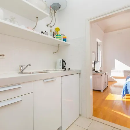 Lovely In The Centre By Irundo Apartment *